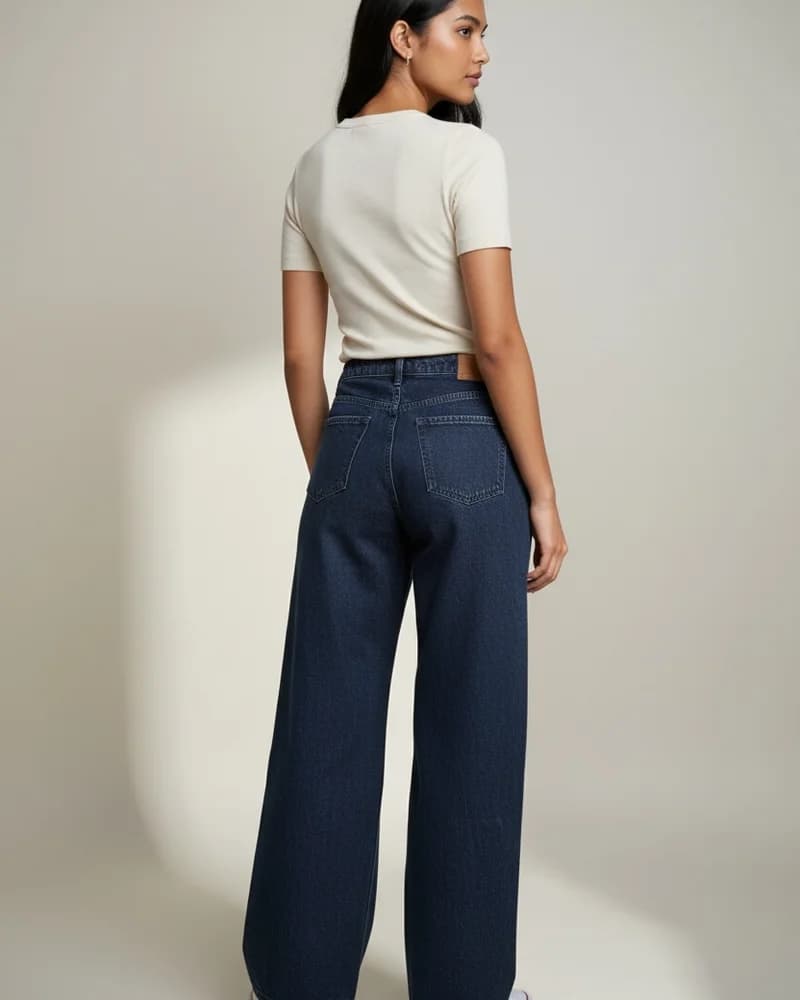 High-Waist Bell Bottom - Medium Blue